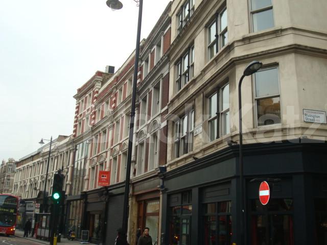 			Available now, an absolute must see!!!, 2 Bedroom, 1 bath, 1 reception Flat			 Shoreditch High Street, Shoreditch/Hoxton